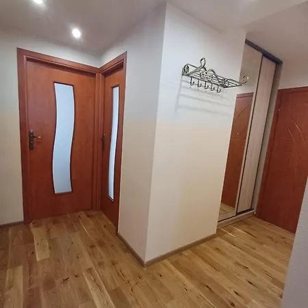 Mieszkanie W Centrum Zywca Живец